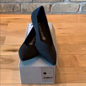 Black Rothy’s - the Point size 7